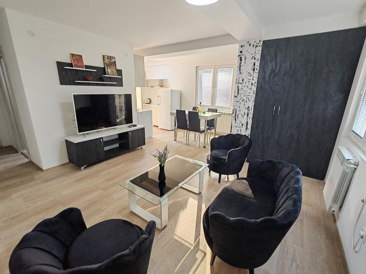 Central Modern Flat M&M Apartments Üsküp Dış mekan fotoğraf